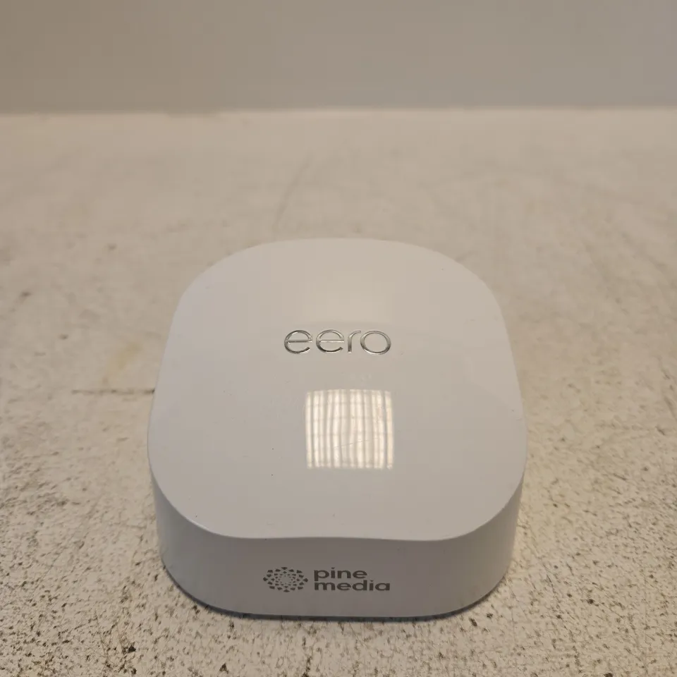 EERO WI‑FI ROUTER – PINE MEDIA (WHITE)