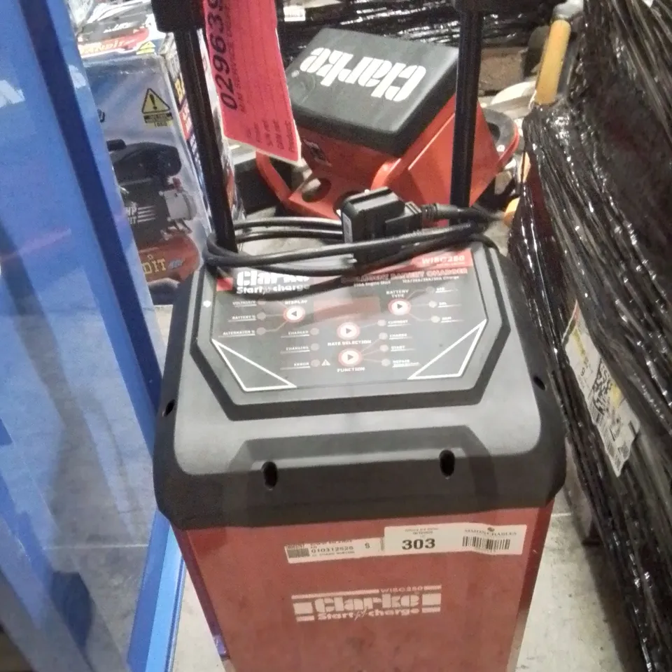 CLARKE START N CHARGE INTELLIGENT BATTERY CHARGER 