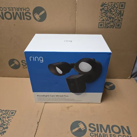 BOXED RING FLOODLIGHT CAM WIRED PLUS