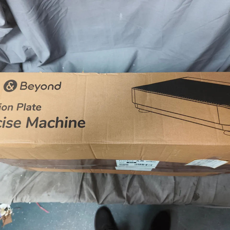 BLISS & BEYOND VIBRATION PLATE EXERCISE MACHINE – BOXED