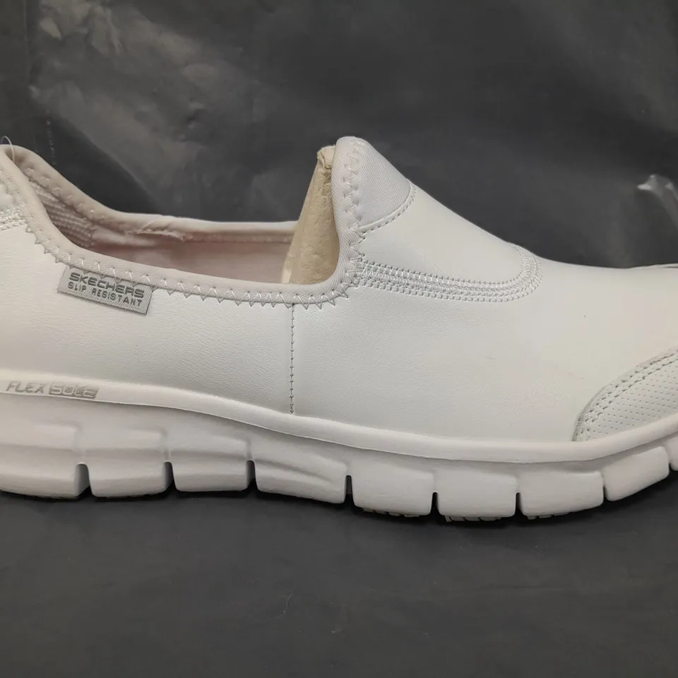 BOXED PAIR OF SKECHERS SURE TRACK WORKWEAR SLIP ON SLIP RESISTANT LEATHER PLIMSOLL - WHITE SIZE 5