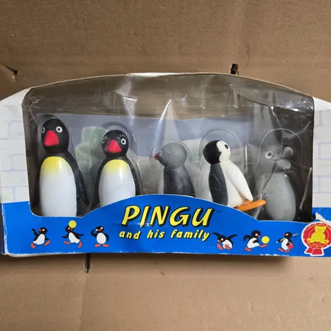 PINGU AND HIS FAMILY PENGUIN FIGURE SET – BOXED