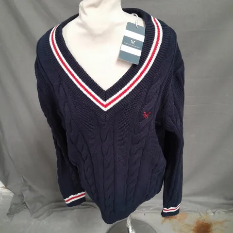 CREW CLOTHING COMPANY CRICKET JUMPER IN NAVY SIZE M