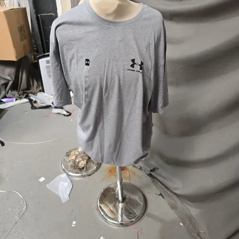 UNDER ARMOUR MEN'S GREY T-SHIRT – SIZE L