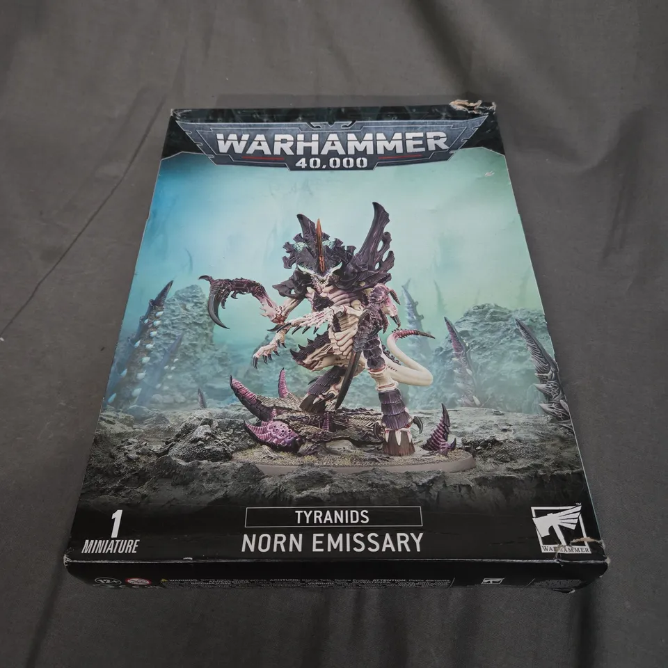 WARHAMMER 40,000 TYRANIDS - NORN EMISSARY - 1 MINIATURE