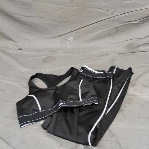 ALO YOGA BLACK SPORTS BRA & LEGGINGS SET – SIZE M