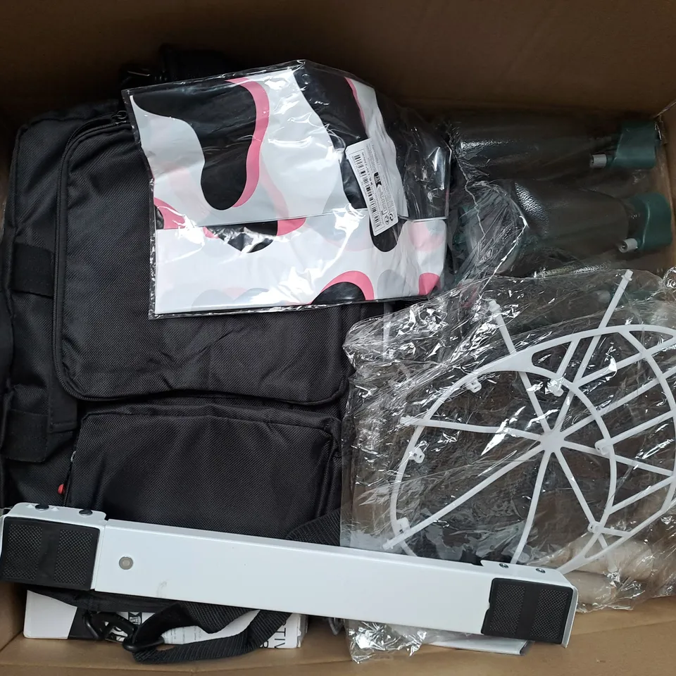 APPROXIMATELY 20 ASSORTED HOUSEHOLD PRODUCTS TO INCLUDE THINKPAD LAPTOP BAG, TUMBLER BOTTLE, WALLPAPER, ETC 