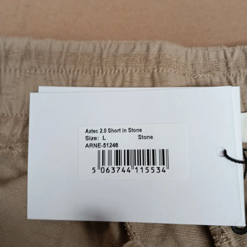 ARNE AZTEC 2.0 SHORT IN STONE – SIZE L