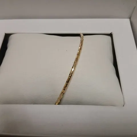 GOLD 9CT ITALIAN GOLD DIAMOND CUT SLIP ON BANGLE 1G