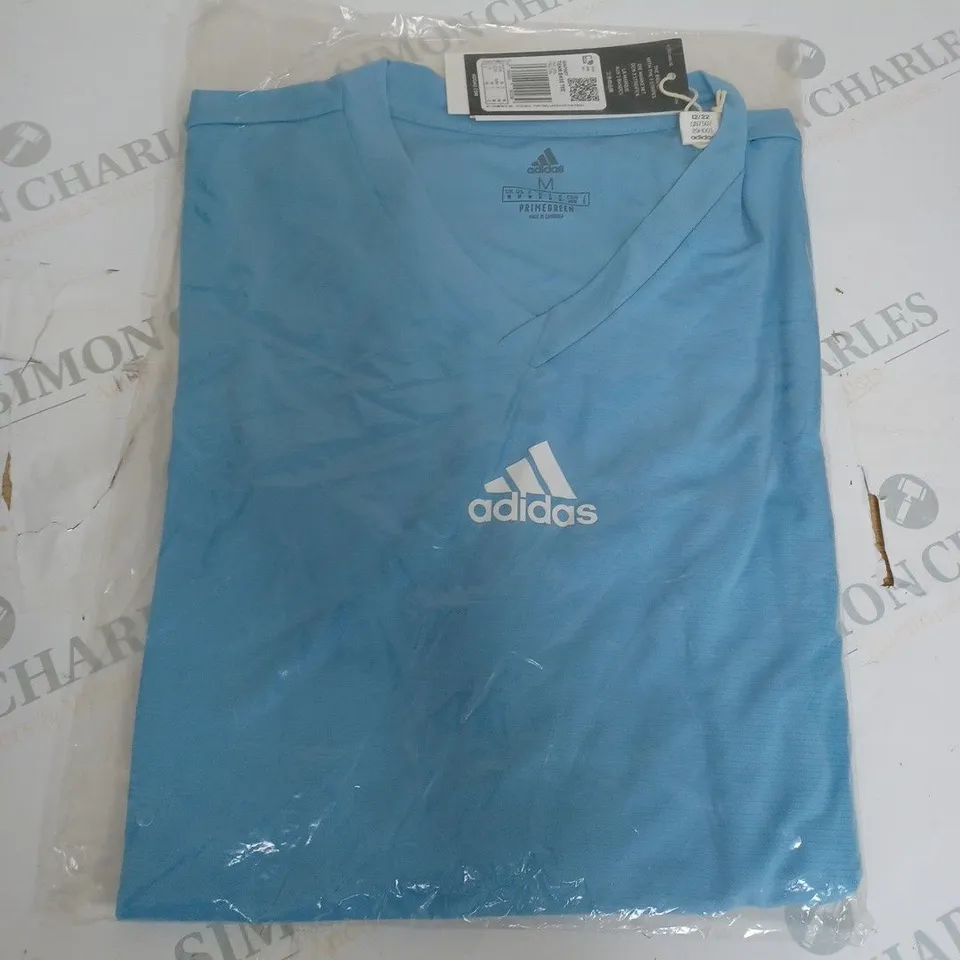 MEDIUM ADIDAS LONG SLEEVE SHIRT 