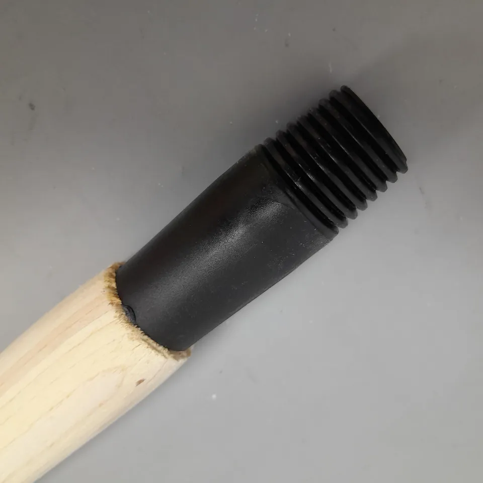 FAITHFULL WOODEN BROOM HANDLE 122CM LENGTH 28MM DIAM