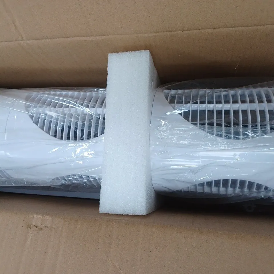 HOMESMART SWING BREEZE TOWER FAN IN WHITE