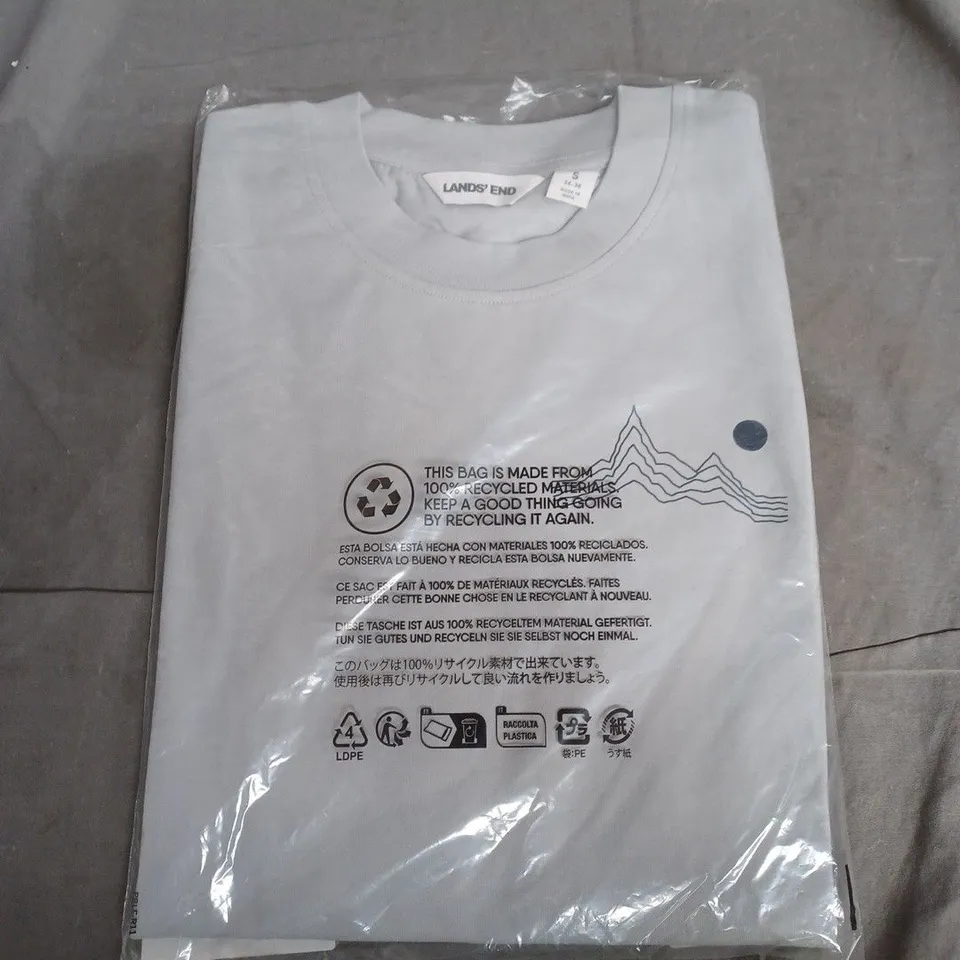 LANDS' END MUSIC MOUNTAINS GRAPHIC T-SHIRT – GREY/BLUE – UK SIZE S