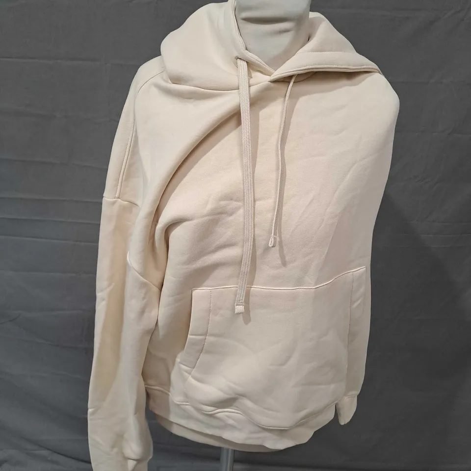 ZARA CREAM HOODIE - EUR MEDIUM