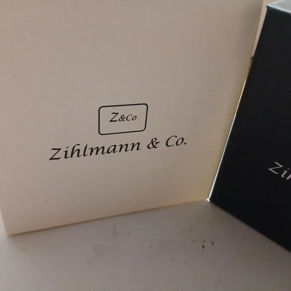 ZIHLMANN & CO. WRISTWATCH – GREEN DIAL, STAINLESS STEEL BEZEL, GREEN SILICONE STRAP