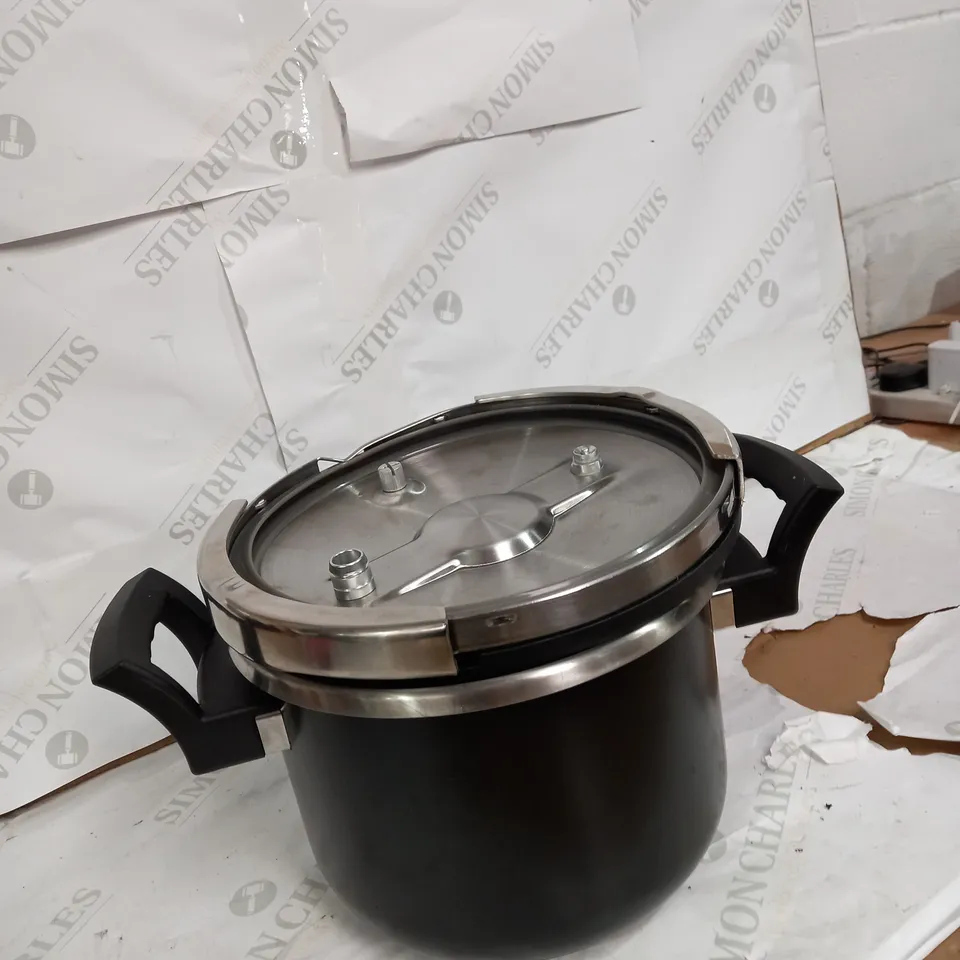 TOWER T90126 PRO SURE TOUCH PRESSURE COOKER 