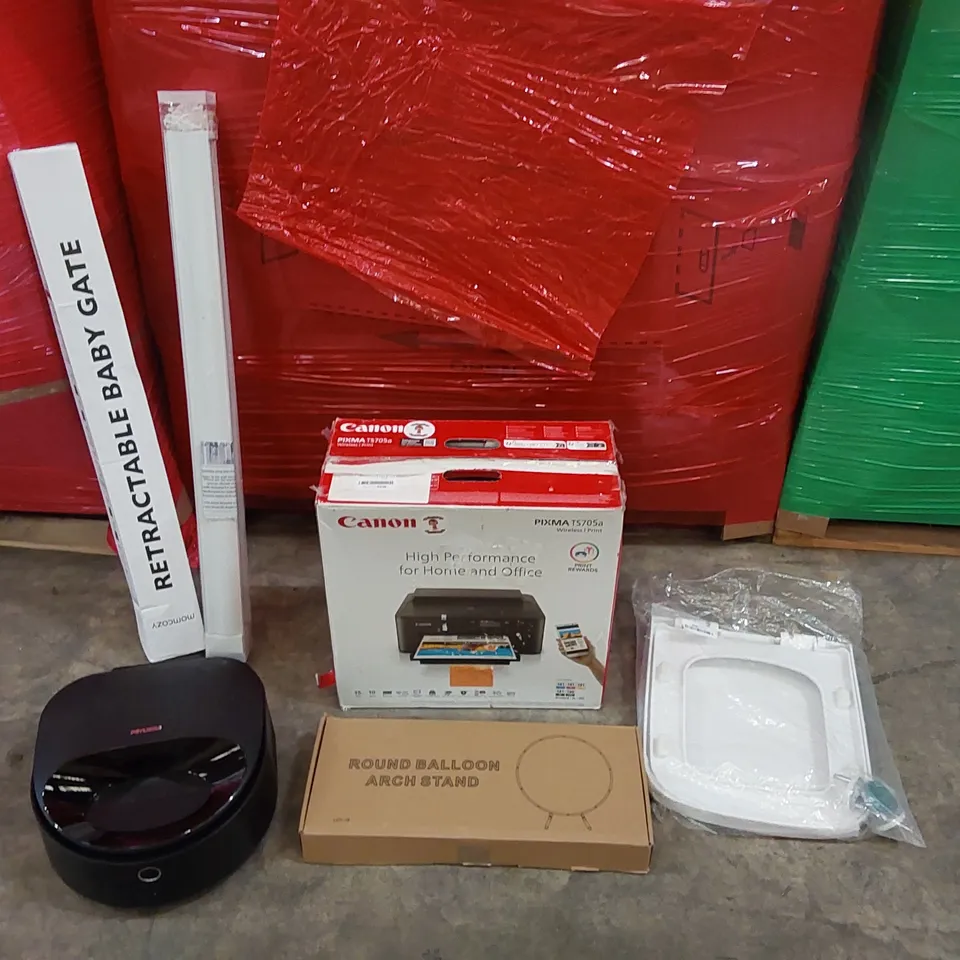 PALLET OF ASSORTED CONSUMER PRODUCTS TO INCLUDE: CANON WIRELESS PRINTER, AUTOMATED PET WET FOOD DISPENSER, RETRACTABLE BABY GATE, BLINDS, ROUND BALLOON ARCH STAND ECT