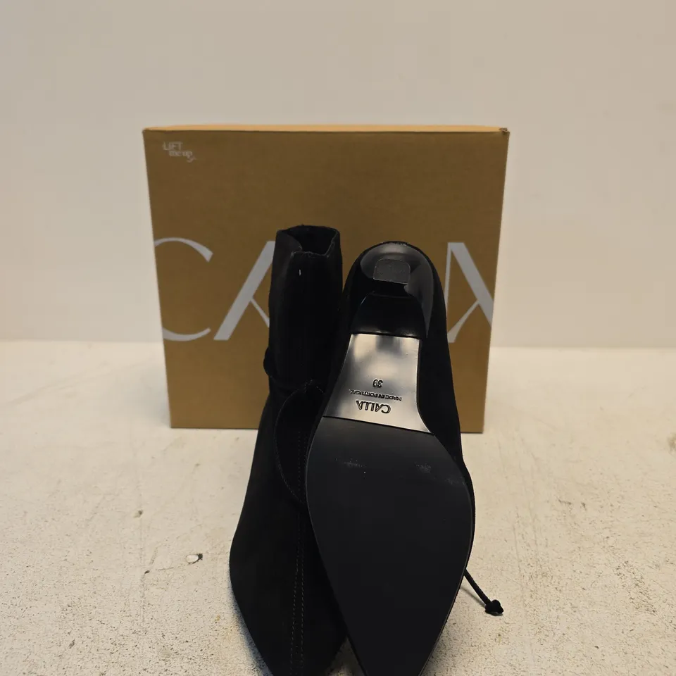 CALLA MAISIE BLACK SUEDE BOOT – UK 6.5 (EU39)