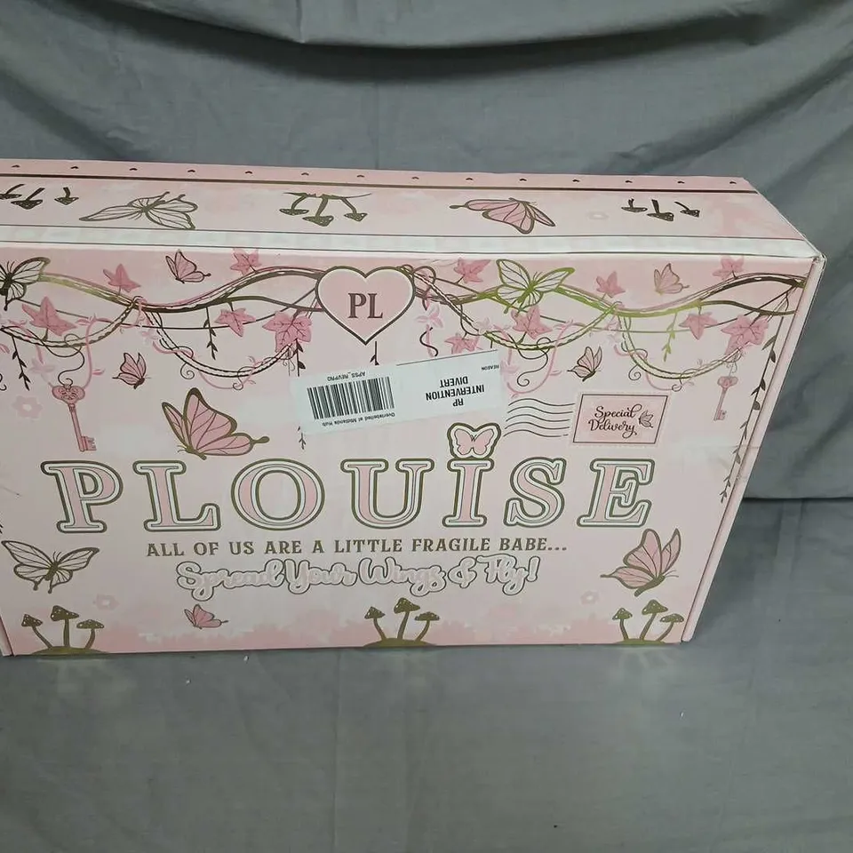 PLOUISE ALL OF US ARE A LITTLE FRAGILE BABE SPREAD YOUR WINGS AND FLY SEALED GIFT SET