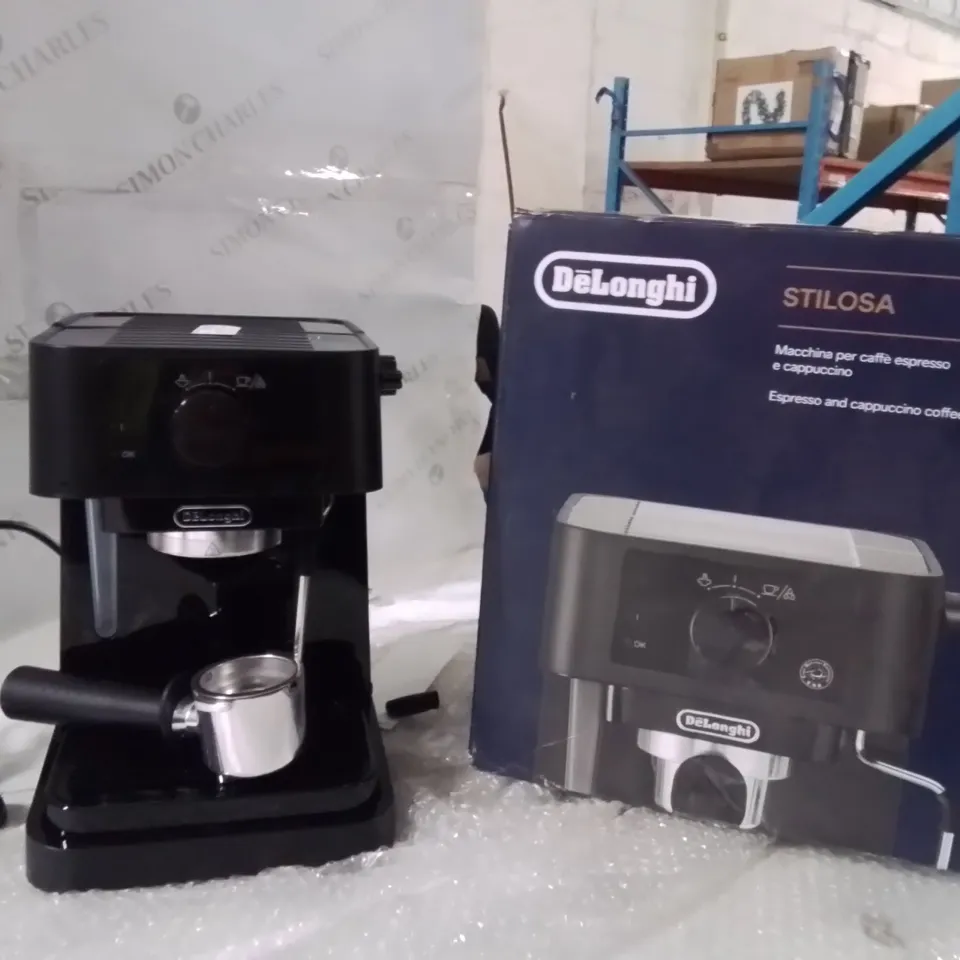 BOXED DELONGHI ESPRESSO MACHINE AND COFFEE MAKER 