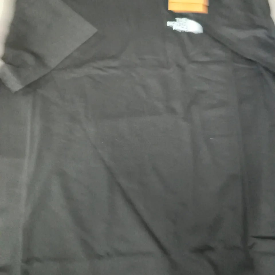 THE NORTH FACE CREW-NECK T-SHIRT IN BLACK SIZE LARGE