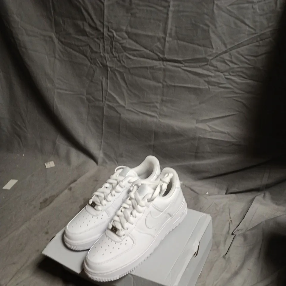 NIKE WMNS AIR FORCE 1 '07 WHITE – UK 5 (US 7.5)
