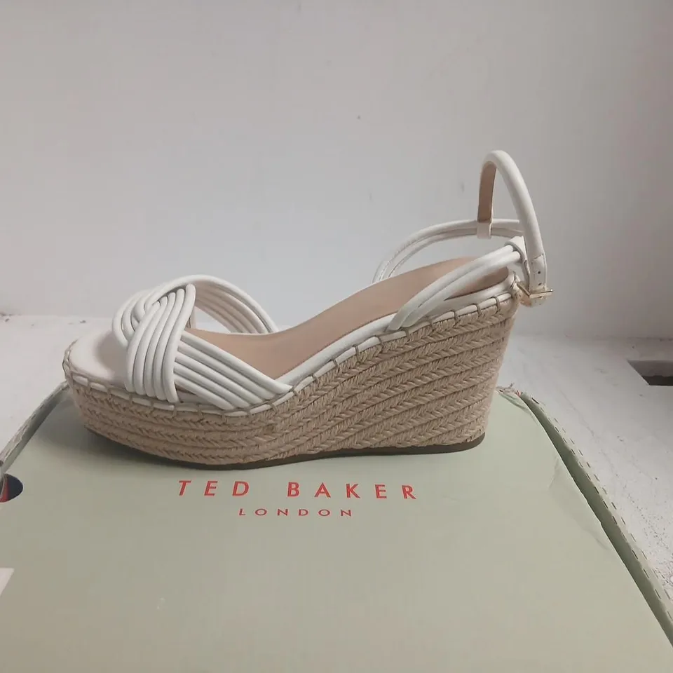 TED BAKER WHITE WEDGE ESPADRILLE SANDALS – UK 6 (EU 39) – BOXED