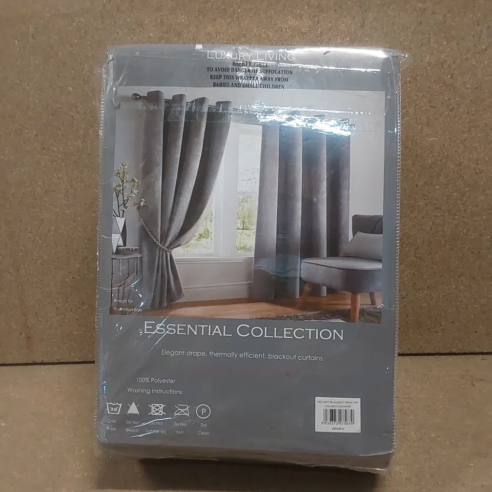 BAGGED LIEV POLYESTER EYELET ROOM DARKENING THERMAL CURTAINS - SILVER // SIZE: 183 X 229cm