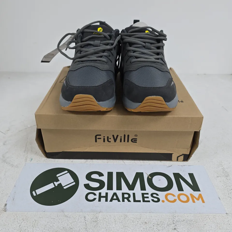 BOXED PAIR OF FITVILLE LOW TOP STURDY CORE TRAINERS IN SLATE GREY - UK 9.5
