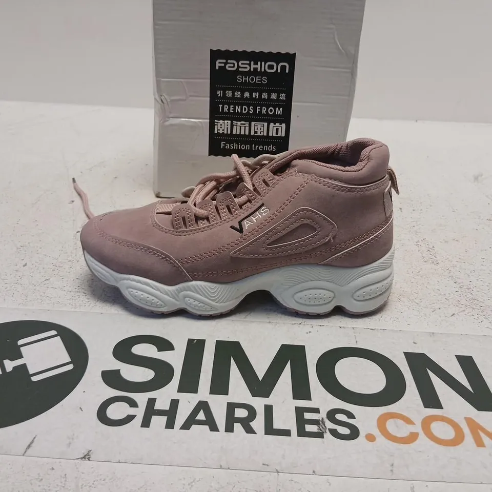 WOMEN'S PINK FASHION SNEAKERS (UNBRANDED) – BOX PRESENT