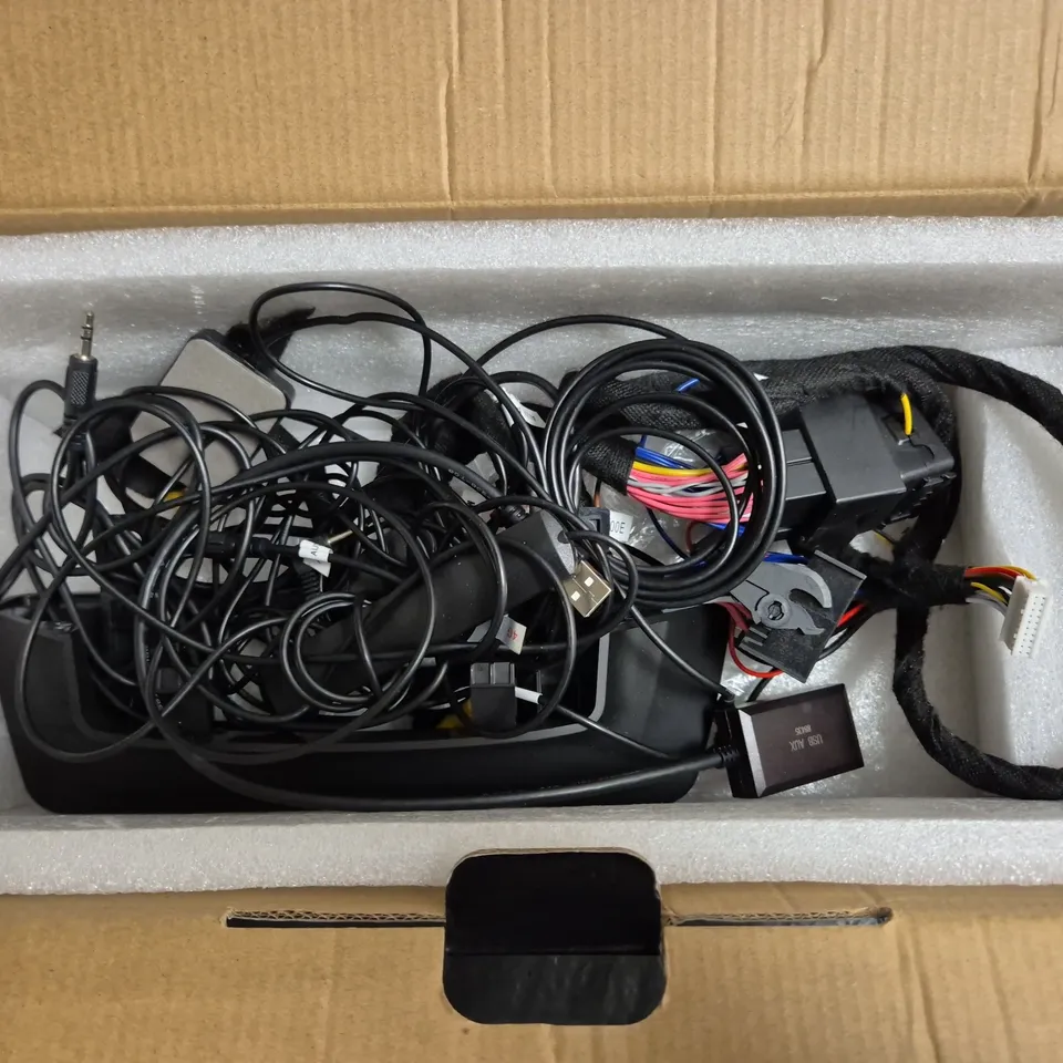 MULTIMEDIA SYSTEM FOR CARS