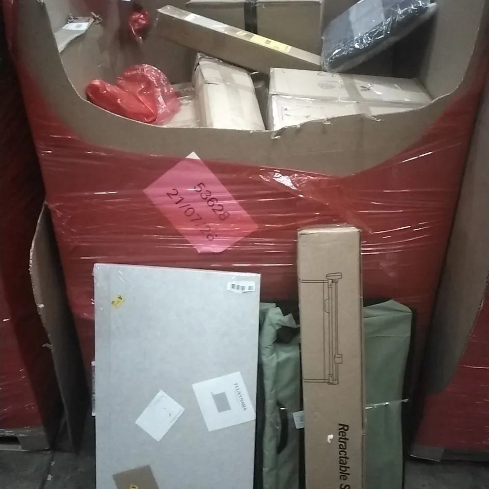 PALLET OF ASSORTED HOUSEHOLD GOODS AND PRODUCTS TO INCLUDE; RETRACTABLE SAFETY GATE, SUITCASE, BOXED FURNITURE ETC