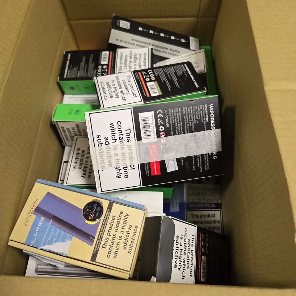 APPROXIMATELY 20 VAPES & E-CIGARETTES TO INCLUDE VAPORESSO, ASPIRE, VOOPOO ETC 