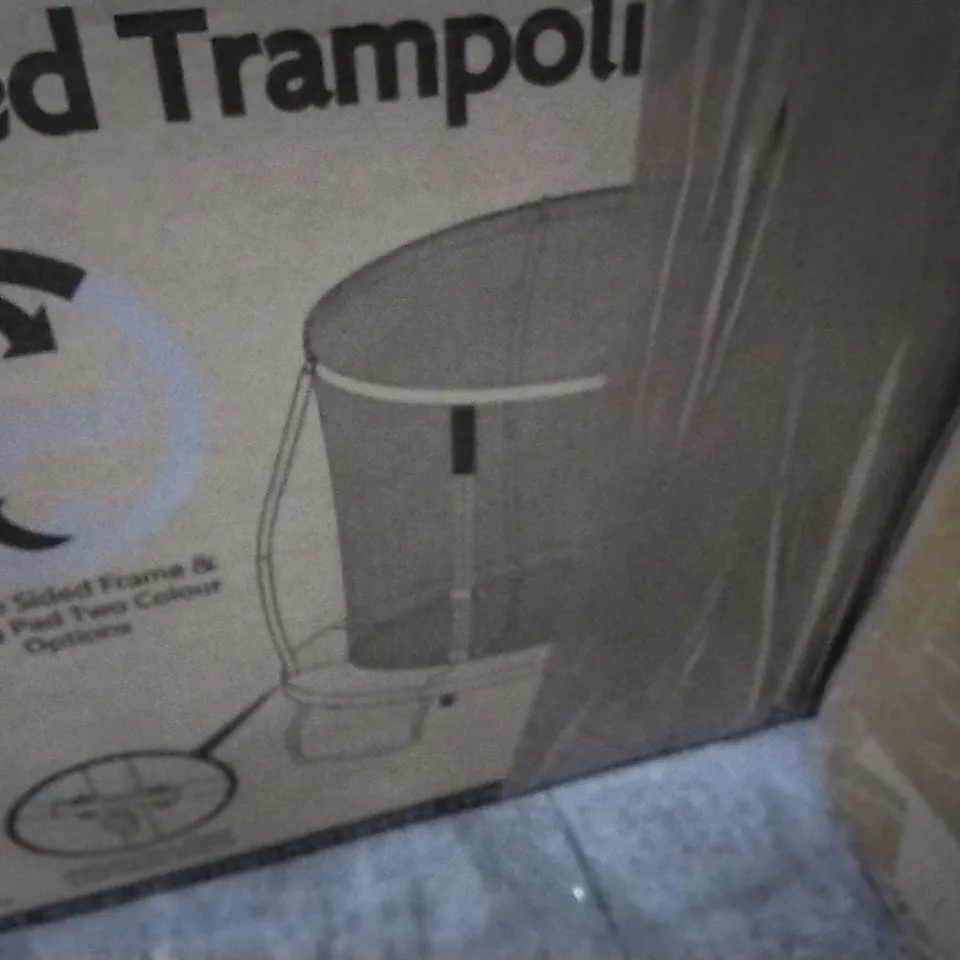 BOXED 8FT QUAD LOK GALVANISED TRAMPOLINE 