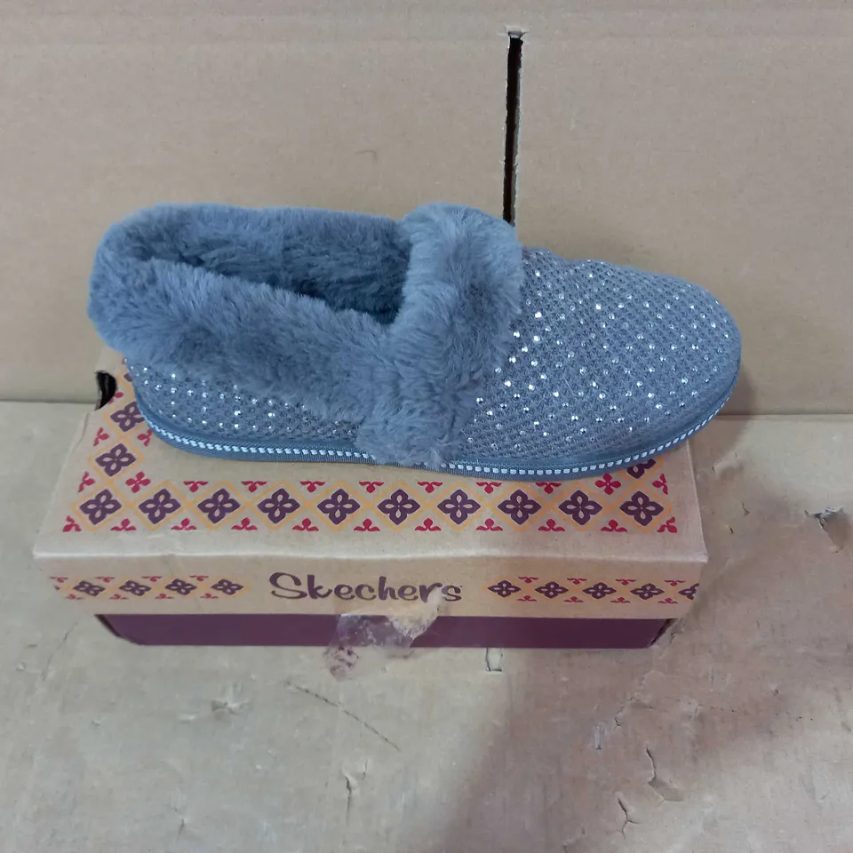 BOXED PAIR OF SKECHERS - SIZE 3