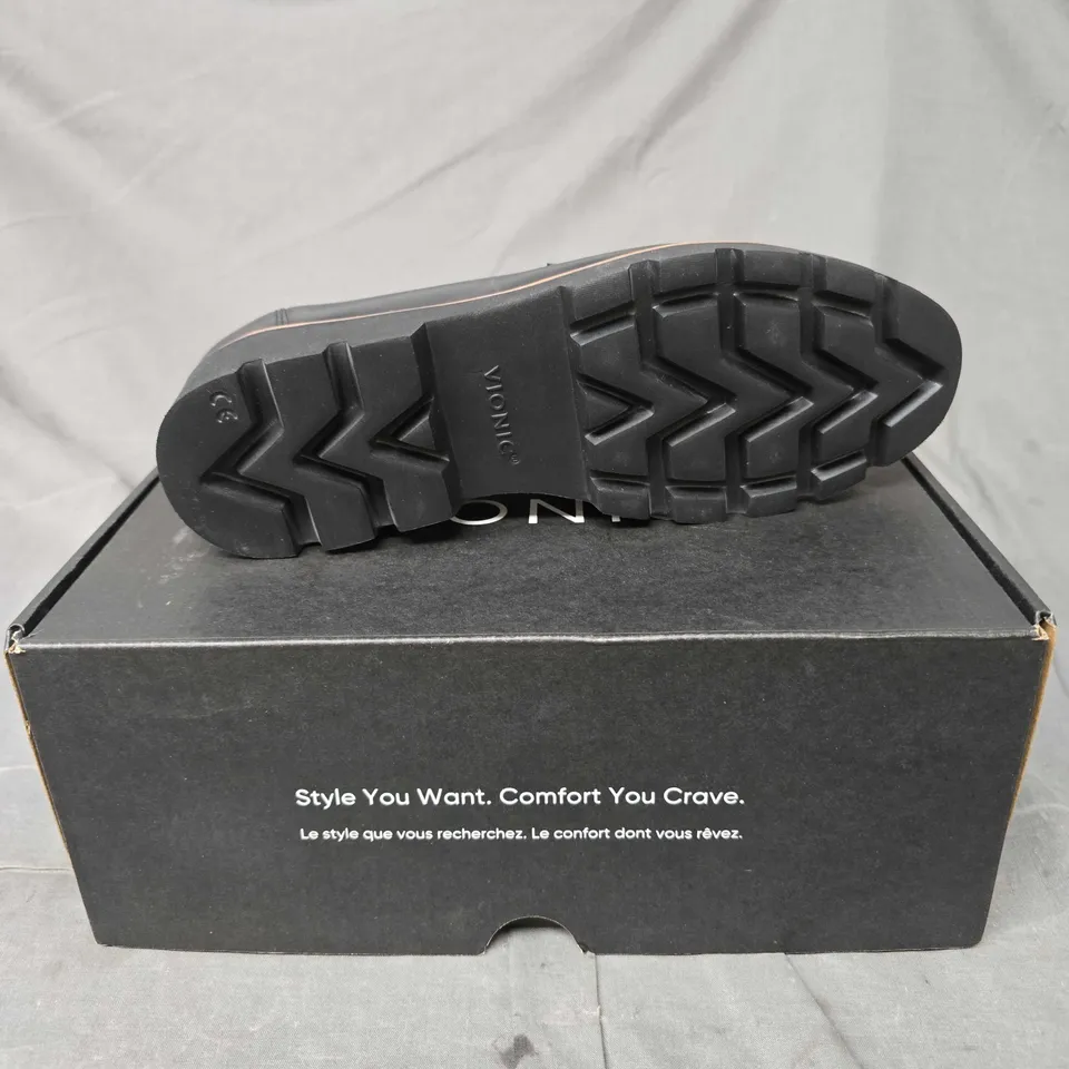 BOXED PAIR OF VIONIC CHERYL NAPPA SHOES IN BLACK - 6