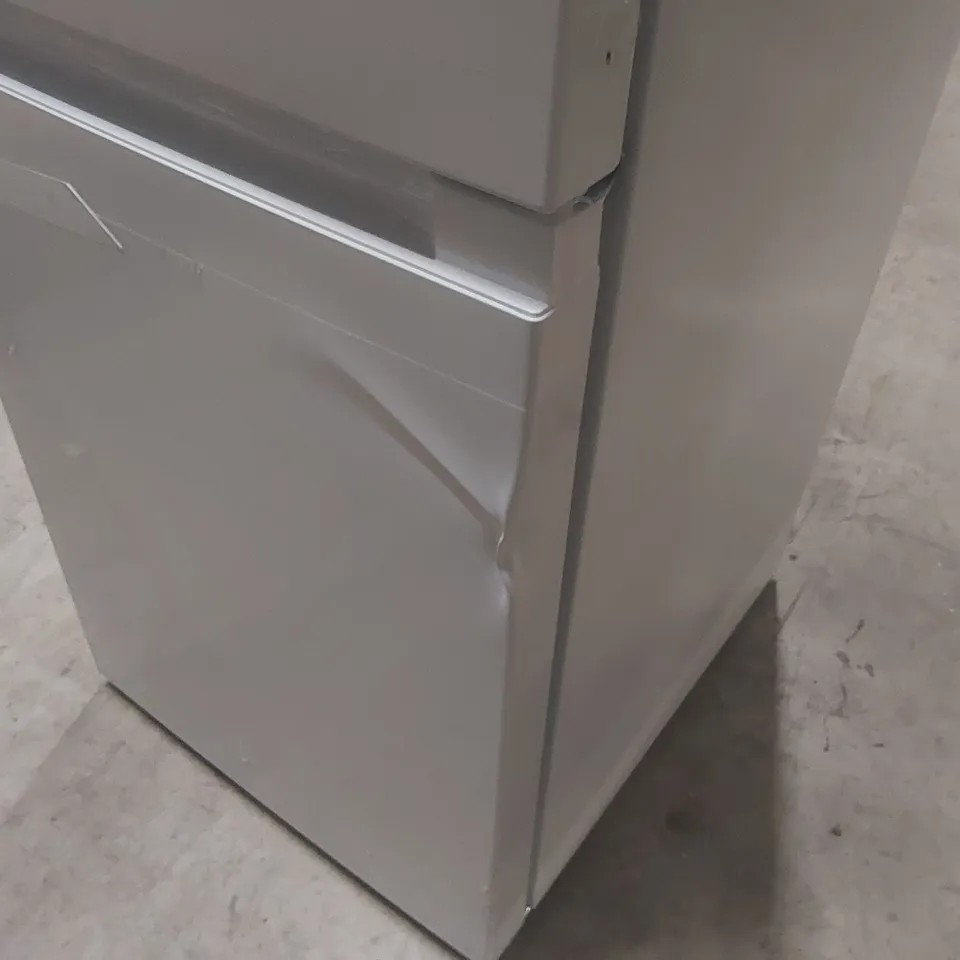 LOGIK LFC50W23 60/40 FRIDGE FREEZER - WHITE
