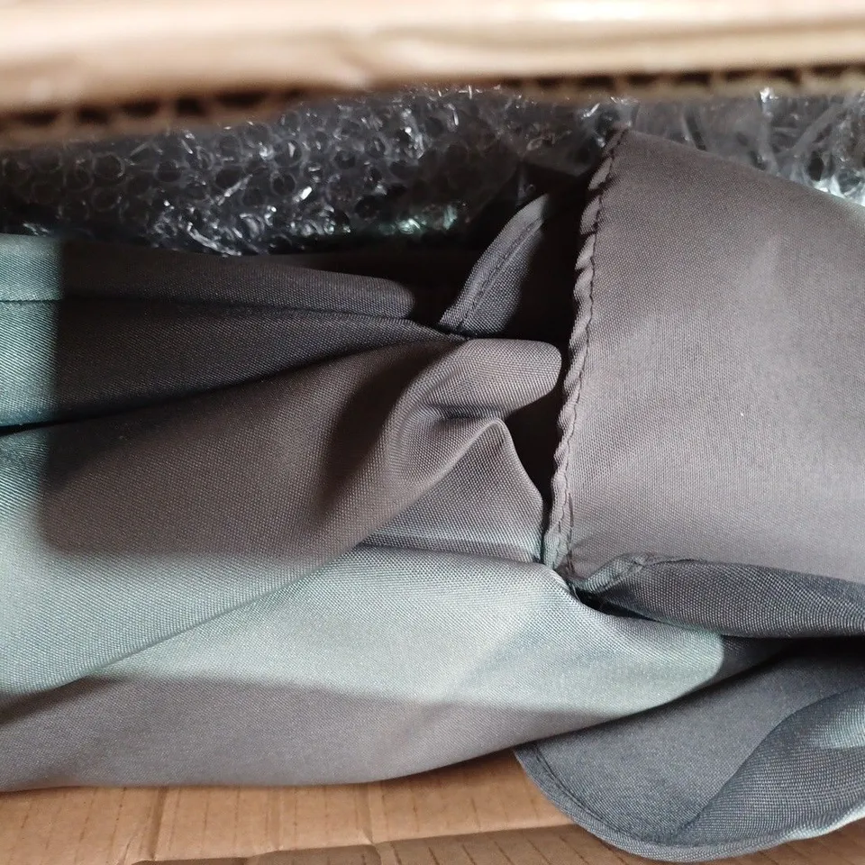 INNOVATORS EASY UP 2.7M UMBRELLA- GRAPHITE - COLLECTION ONLY