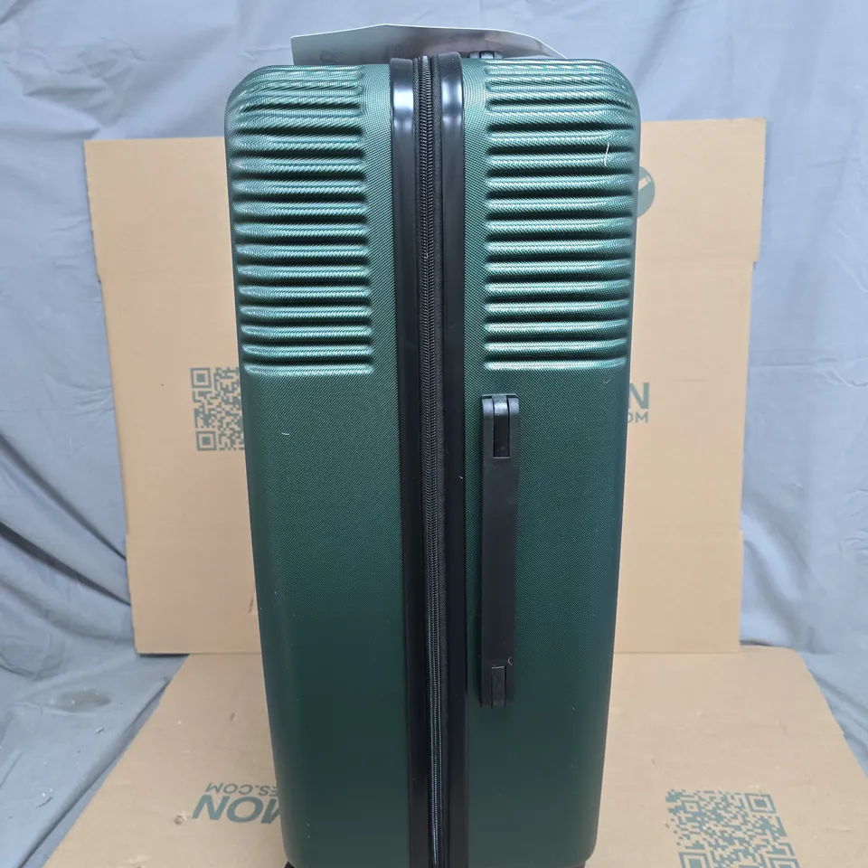 ROCK LUGGAGE LINCOLN TROLLEY CASE GREEN