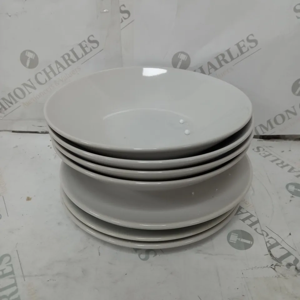 BRAND NEW BOXED CESIRO 8 PIECE PORCELAIN DINNERWARE SET IN GLOSSY WHITE TO INCLUDE SMALL PLATES AND BOWLS - COLLECTION ONLY