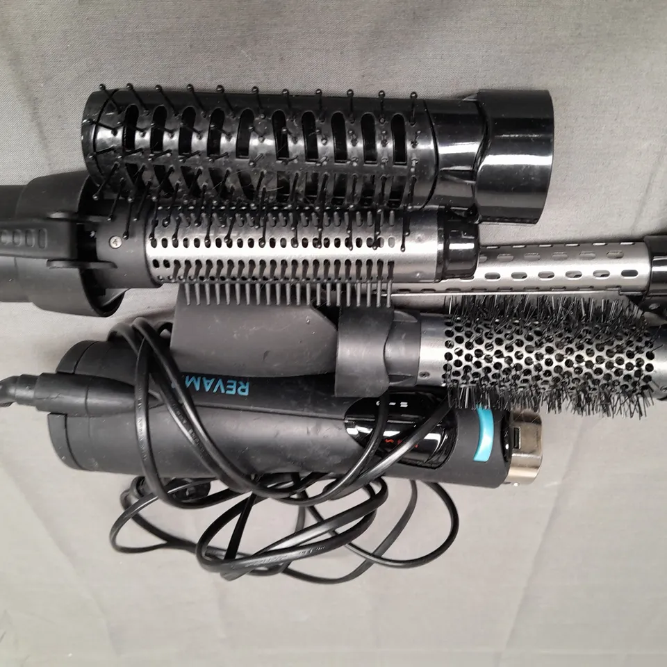 UNBOXED REVAMP MULTI TOOL HAIR STYLER