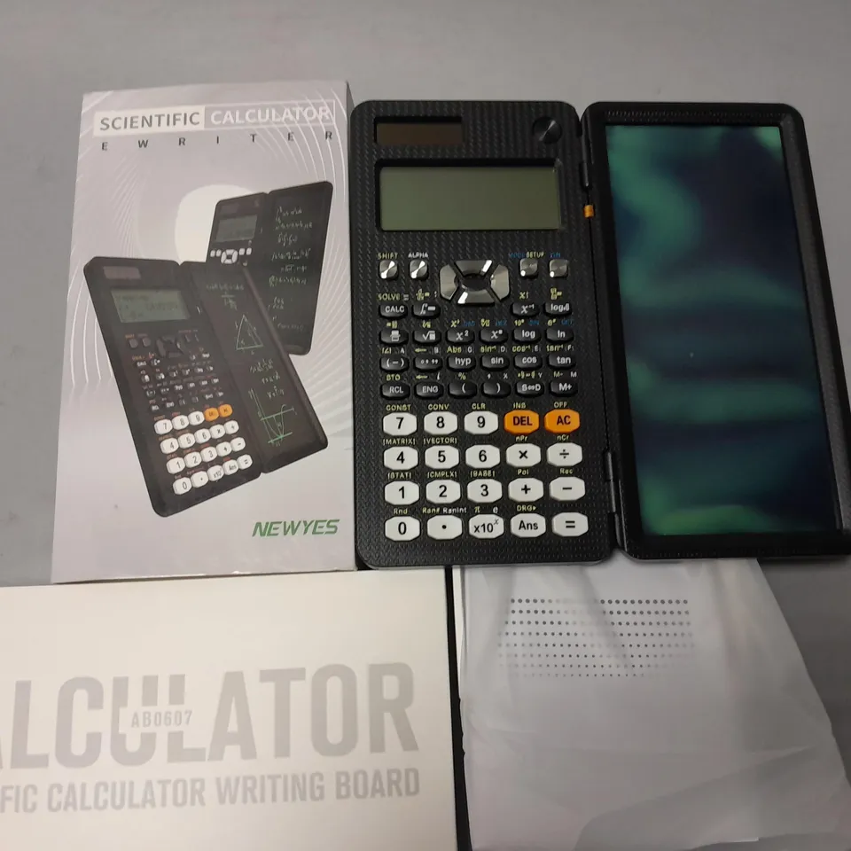 BOXED NEWYES SCIENTIFIC CALCULATOR
