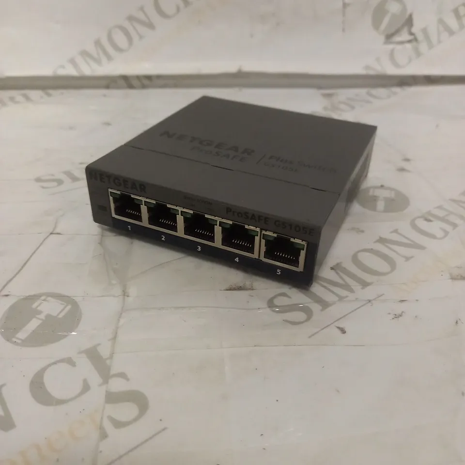 NETGEAR PROSAFE PLUS SWITCH 