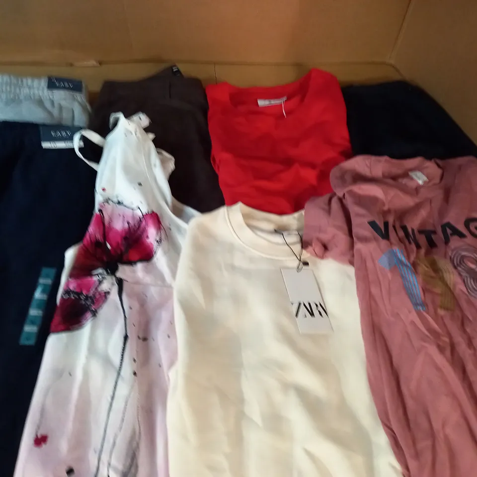 LARGE QUANTITY OF ASSORTED CLOTHING ITEMS TO INCLUDE M&S, ZARA AND ASOS