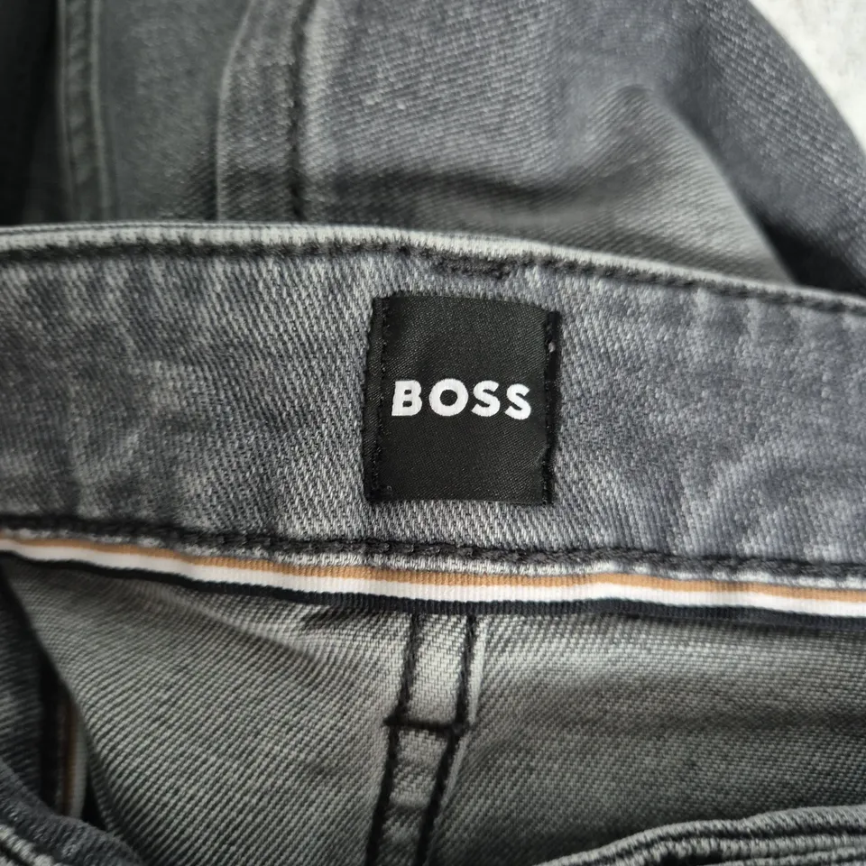 HUGO BOSS DENIM JEANS – MENS, GREY/WASHED, UK SIZE 34/30