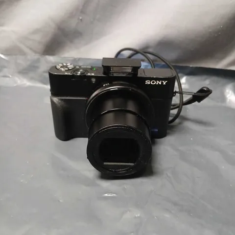 SONY RX100 IV CYBER-SHOT DIGITAL CAMERA