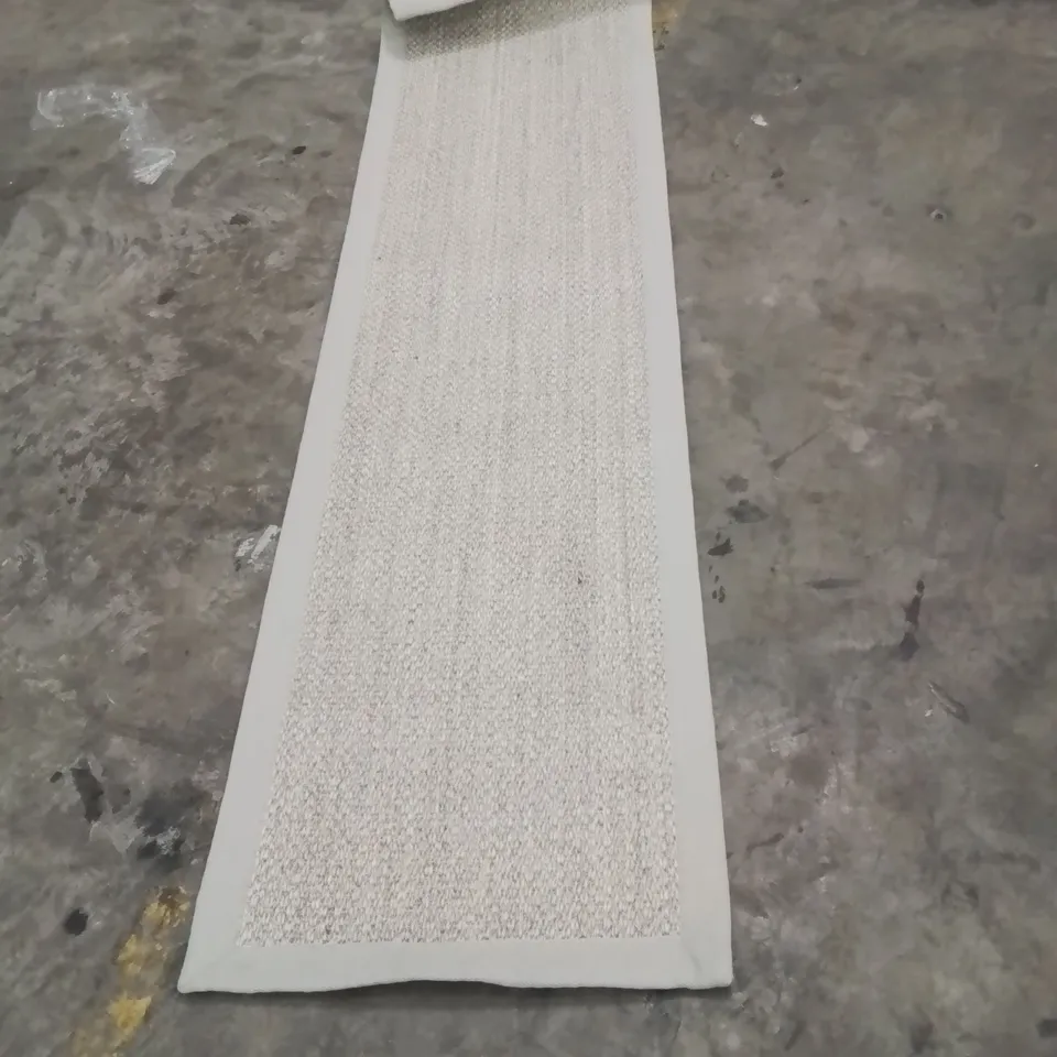 QUALITY DESIGNER AREA RUG - APPROXIMATELY 230X60CM