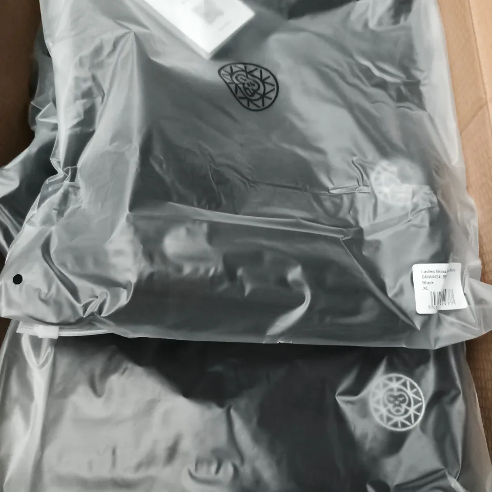 APPROXIMATELY 20 ASSORTED BRASS MONKEY CLOTHING PRODUCTS IN VARIOUS SIZES & COLOURS TO INCLUDE JOGGERS & SHORTS