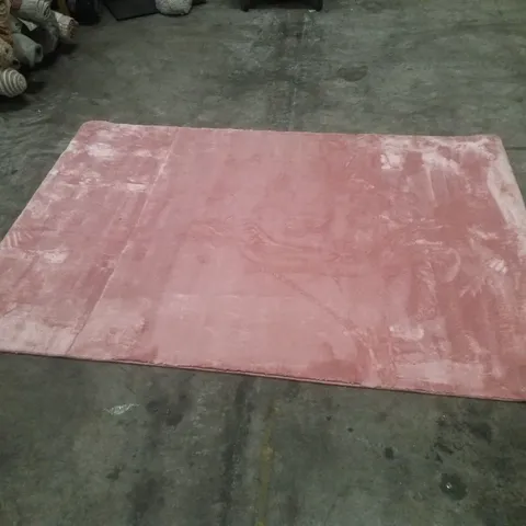 QUALITY DESIGNER AREA RUG APPROXIMATELY 160×230CM