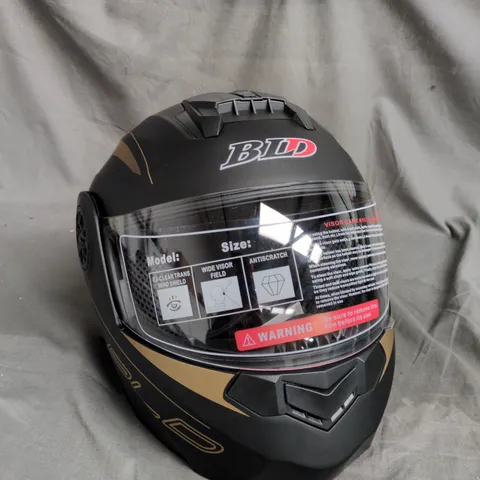 BLD FULL-FACE MOTORCYCLE HELMET – MATTE BLACK 